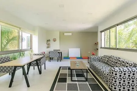 New Apt In Residential Area With Amenities & 24Hr Security Playa del Carmen Apartment