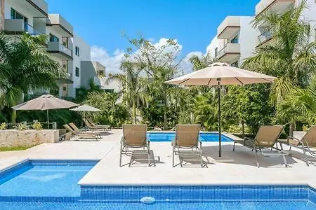New Apt In Residential Area With Amenities & 24Hr Security بلايا ديل كارمن